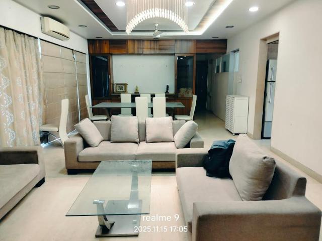 Flat for rent in Balewadi High Street, Pune