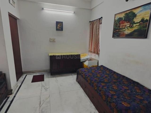Flat for sale in Lake Gardens, Kolkata