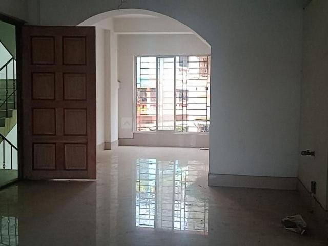 Flat for sale in Lake Town, South Dumdum