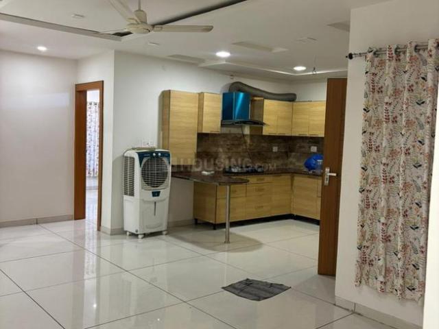 Flat for rent in Madya