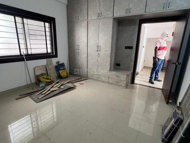 Flat for rent in Madya