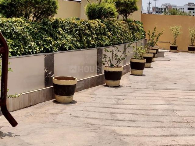 Flat for rent in Madya