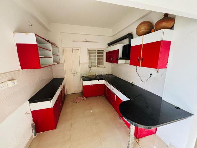 Flat for rent in Madya