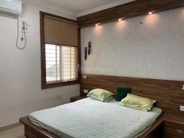 Flat for rent in Madya