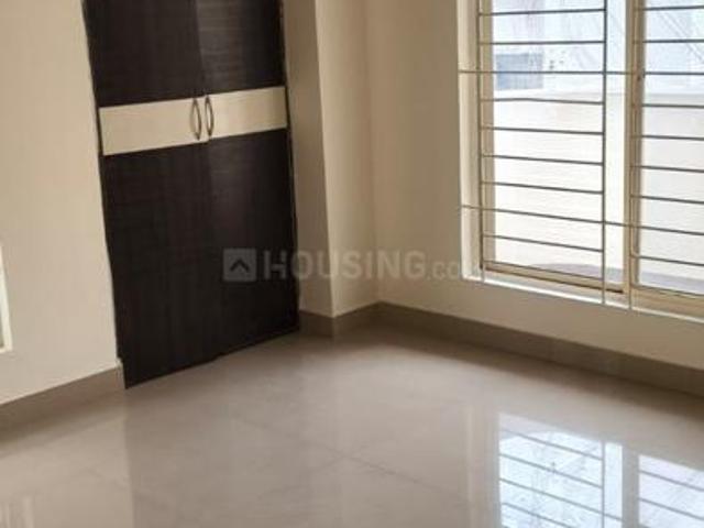 Flat for rent in Madya
