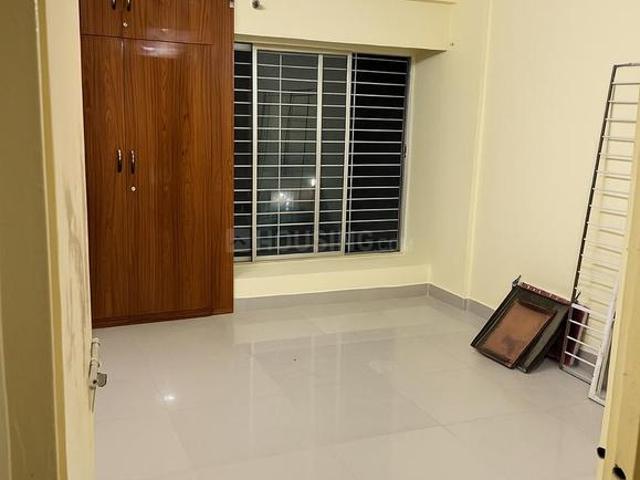 Flat for rent in Madya