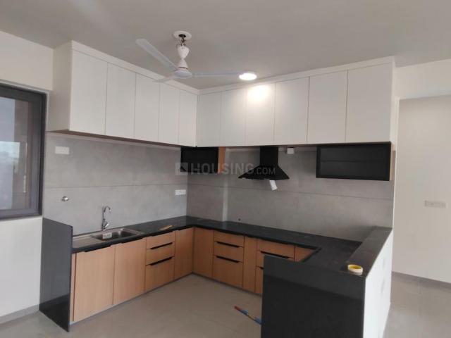 Flat for rent in Tilakwada, Gujarat