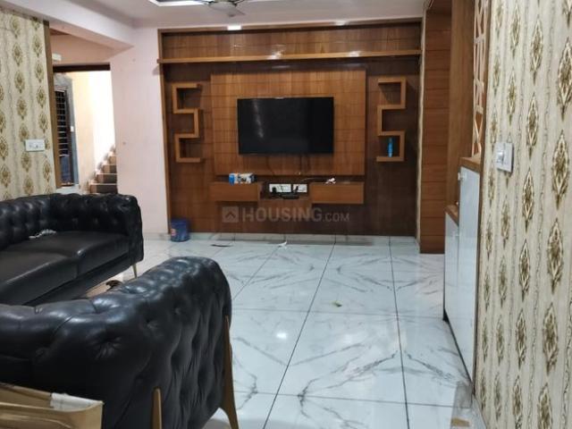 Flat for rent in Bodakdev, Ahmedabad