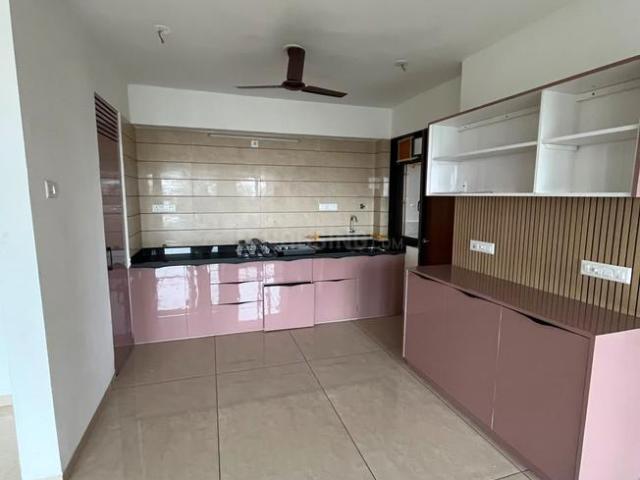 Flat for rent in Vastrapur, Ahmedabad