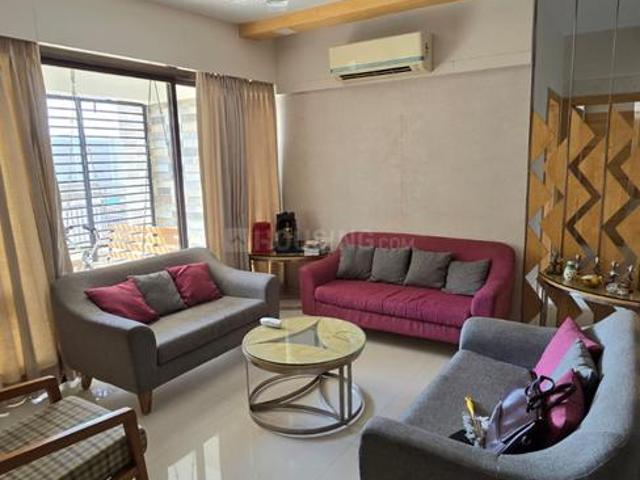 Flat for rent in Bodakdev, Ahmedabad