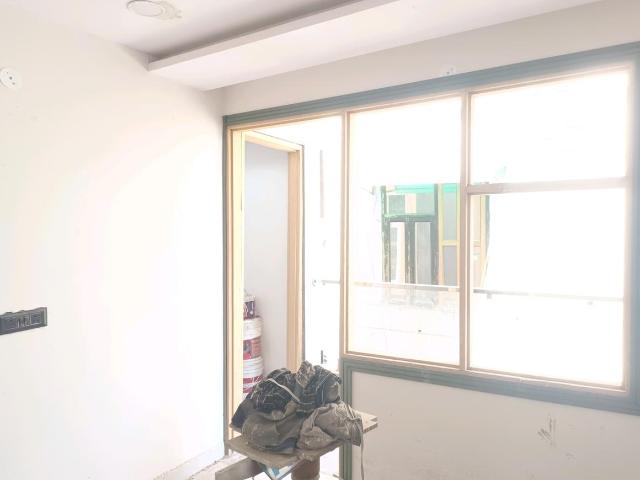 Flat for sale in Central Delhi, Deri