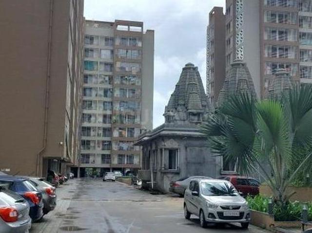 Flat for rent in Vapi, Gujarat