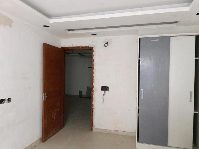 Flat for sale in South Delhi, Deri