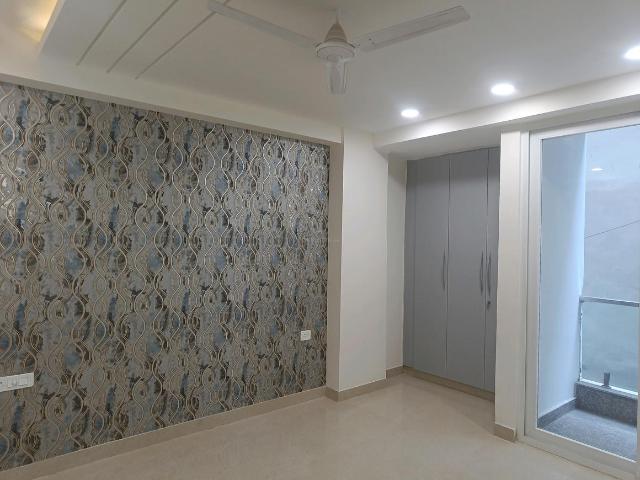 Flat for sale in South Delhi, Deri