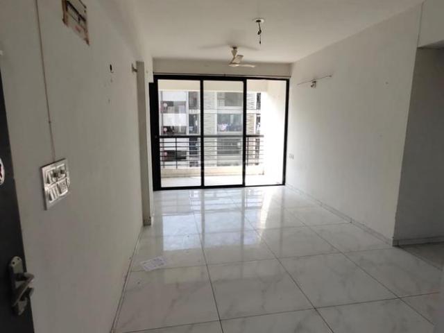 Flat for rent in Ahmedabad, Gujarat