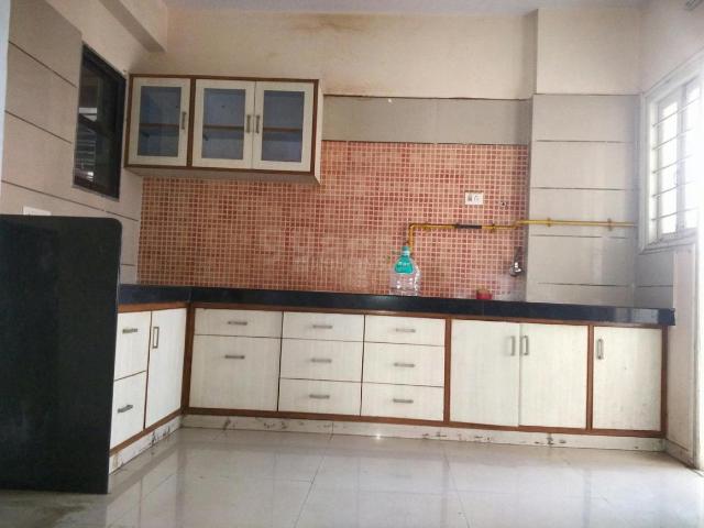 Flat for rent in Ahmedabad, Gujarat