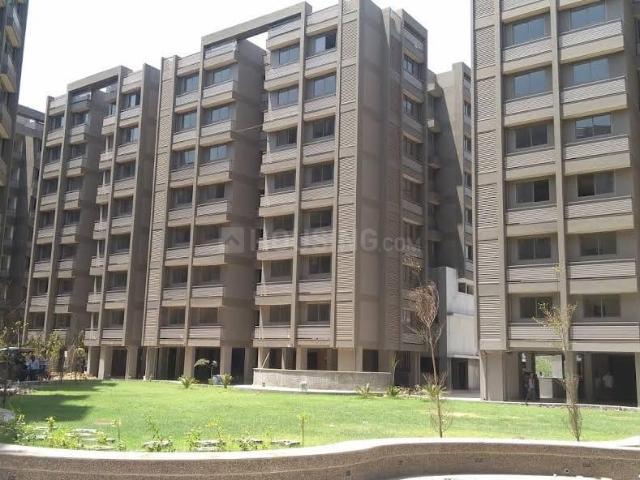 Flat for rent in Chandkheda, Ahmedabad