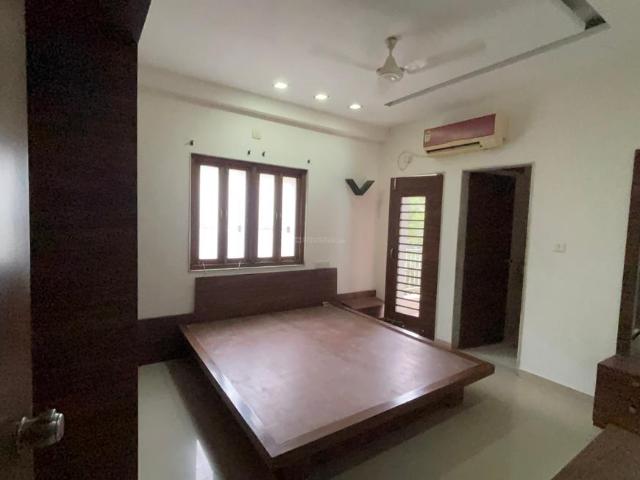 Flat for rent in Gota, Gujarat