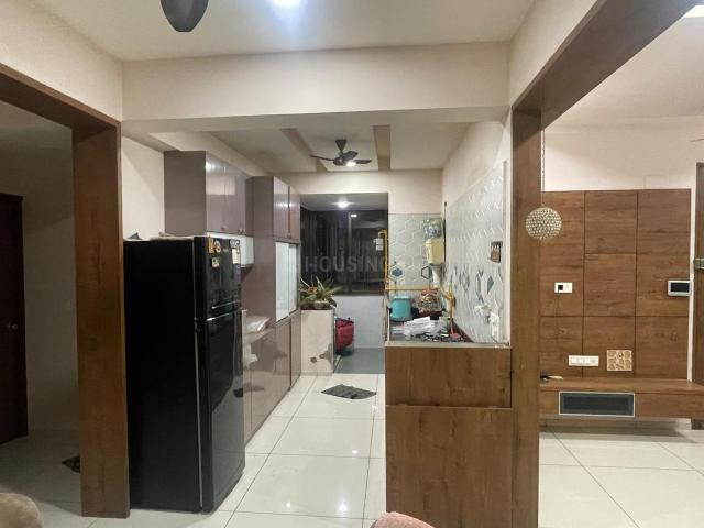 Flat for rent in Tragad, Ahmedabad
