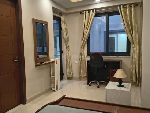 Flat for rent in South Delhi, Deri