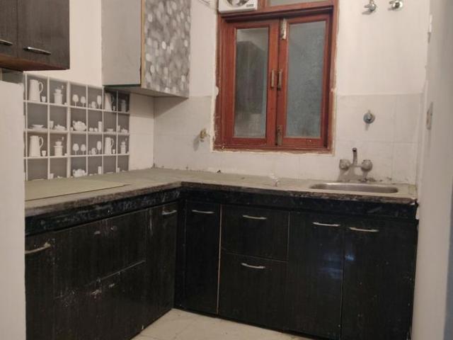 Flat for rent in South Delhi, Deri