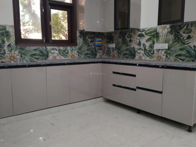 Flat for rent in South Delhi, Deri