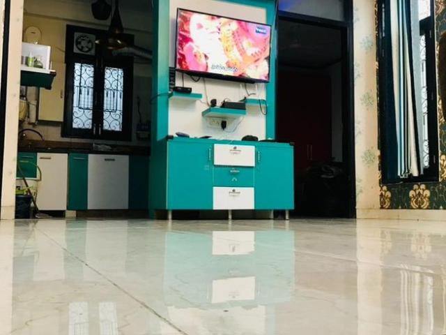 Flat for sale in South Delhi, Deri