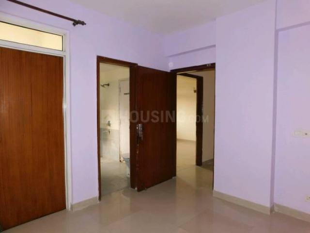 Flat for rent in Noida