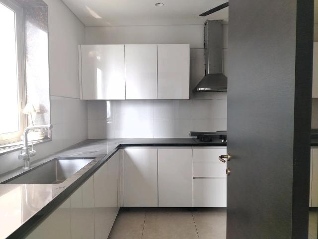 Flat for sale in Pune, Maharashtra