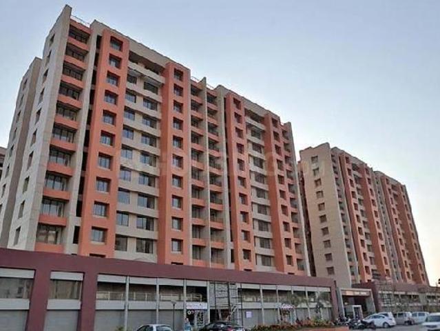 Flat for sale in Surat, Gujarat