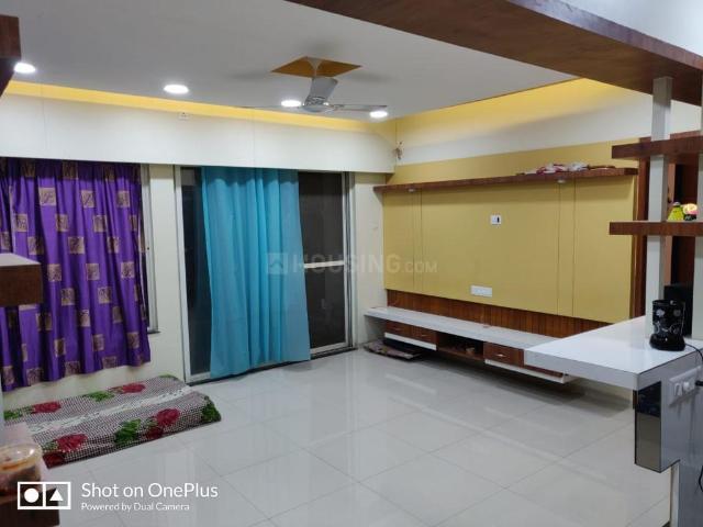 Flat for rent in Dhanori, Pune