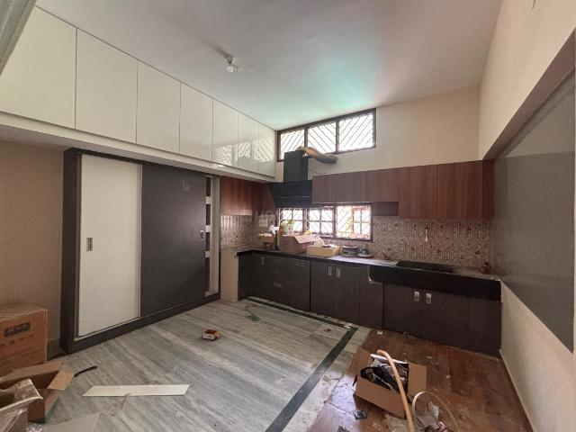 Flat for rent in Domlur, Bengaluru