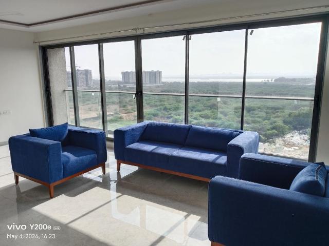 Flat for rent in Gujarat