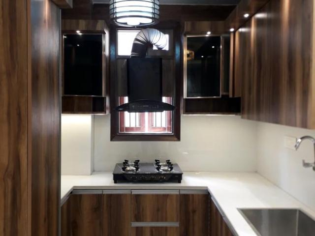 Flat for sale in West Delhi, Deri