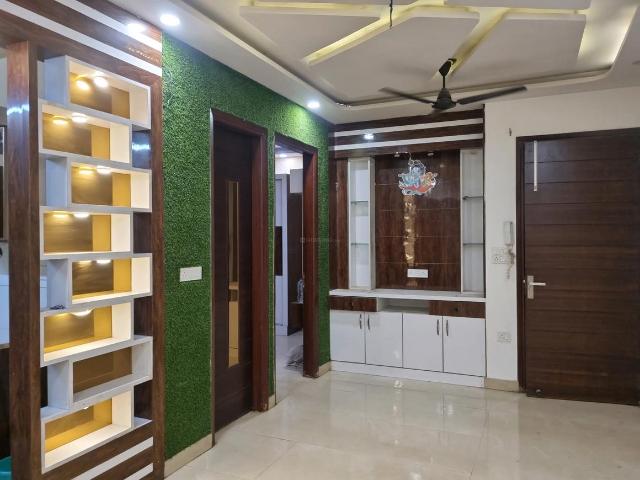 Flat for sale in West Delhi, Deri