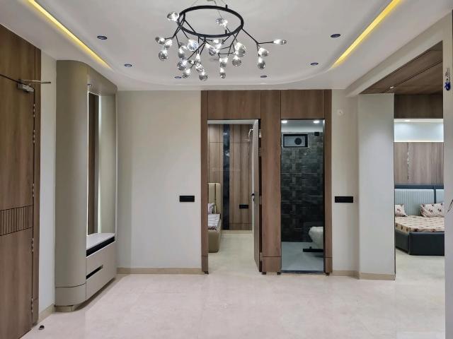 Flat for sale in West Delhi, Deri