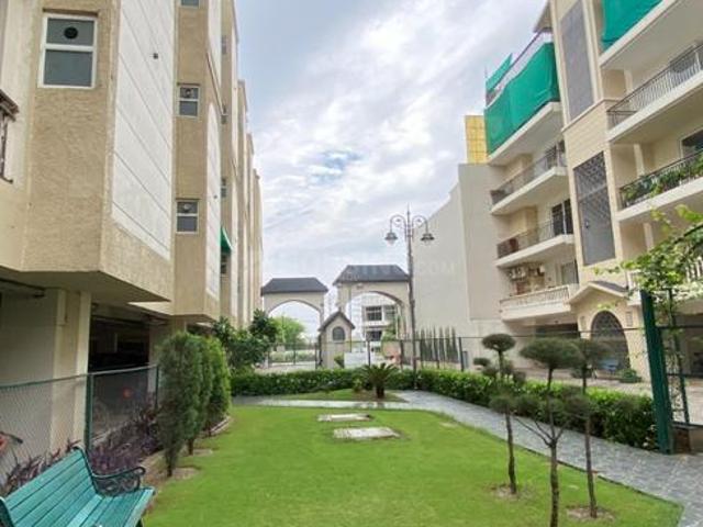 Flat for sale in Dialpura, Sahibzada Ajit Singh Nagar