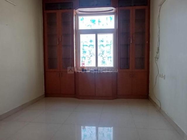 Flat for rent in Adyar, Tamil Nadu