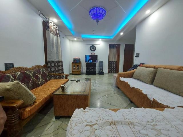 Flat for sale in East Delhi, Deri