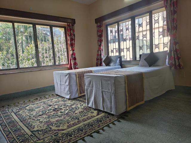 Flat for sale in Dhakuria, Kolkata