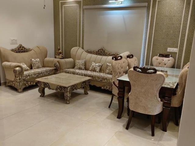 Flat for rent in Zirakpur, Punjab