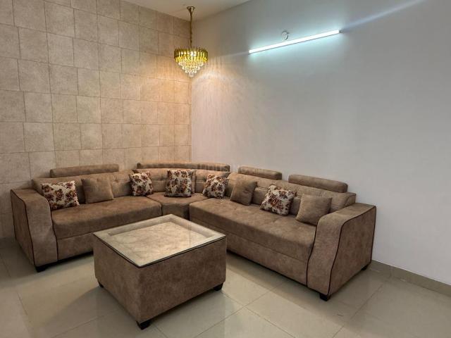 Flat for rent in Zirakpur, Punjab