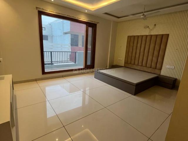 Flat for sale in Zirakpur, Punjab
