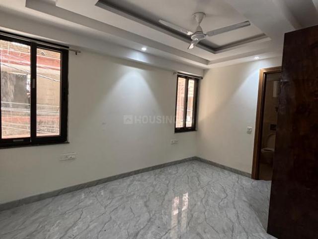 Flat for rent in Deri