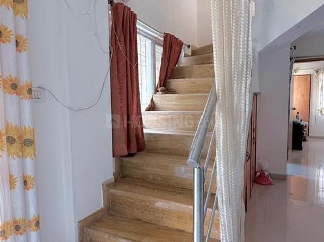 Flat for rent in Ghorpuri, Pune