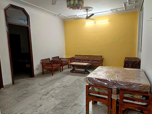 Flat for rent in Deri