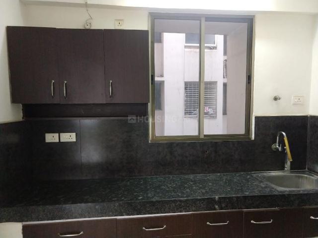 Flat for rent in Madya