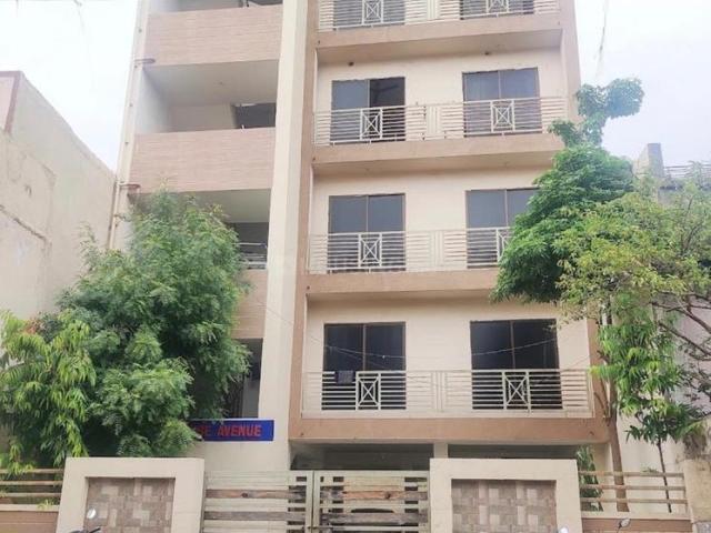 Flat for sale in Ambavadi, Gujarat