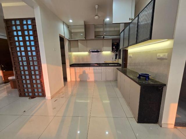Flat for rent in Vadodara, Gujarat
