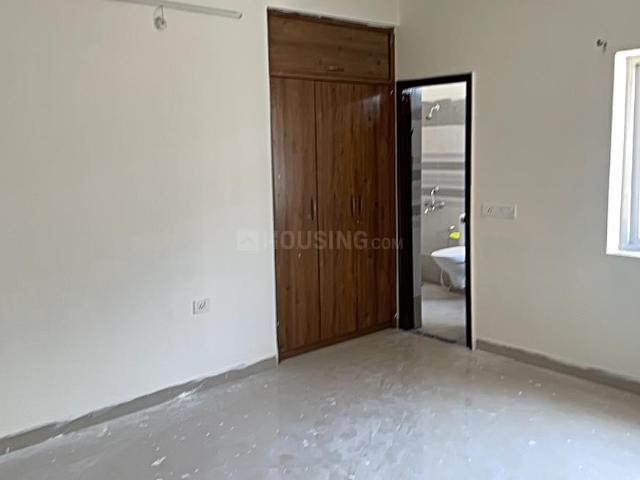 Flat for rent in Madya